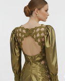 VESTIDO DORADO CON CALADOS